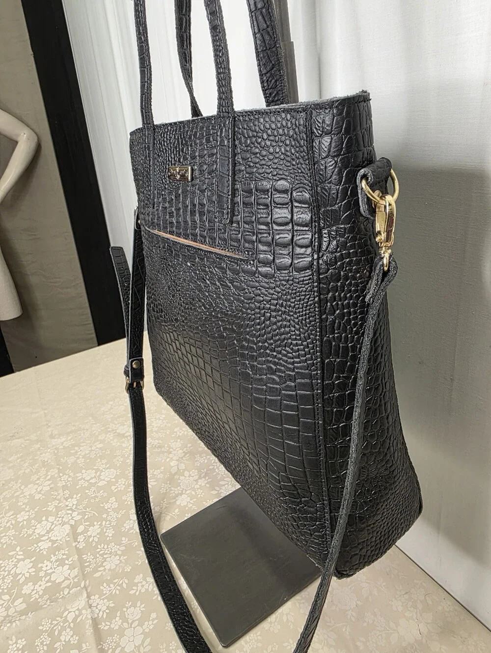Planner Perfect Isabella Everyday Tote Black Croc Leather Crossbody Bag
